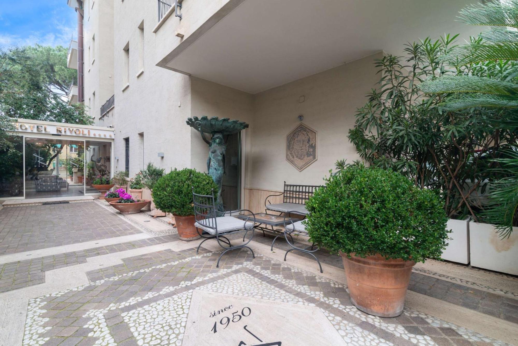 Western Rivoli 4* Roma